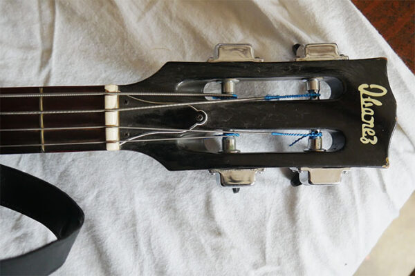 Guitare Basse Ibanez